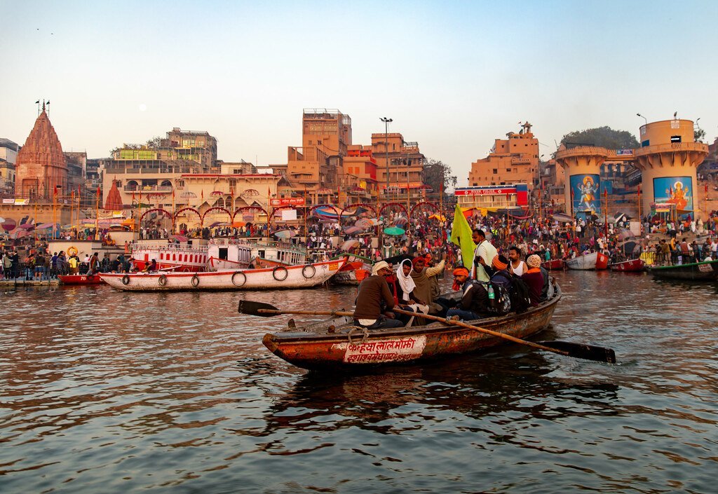South Asia on a Budget vs Luxury