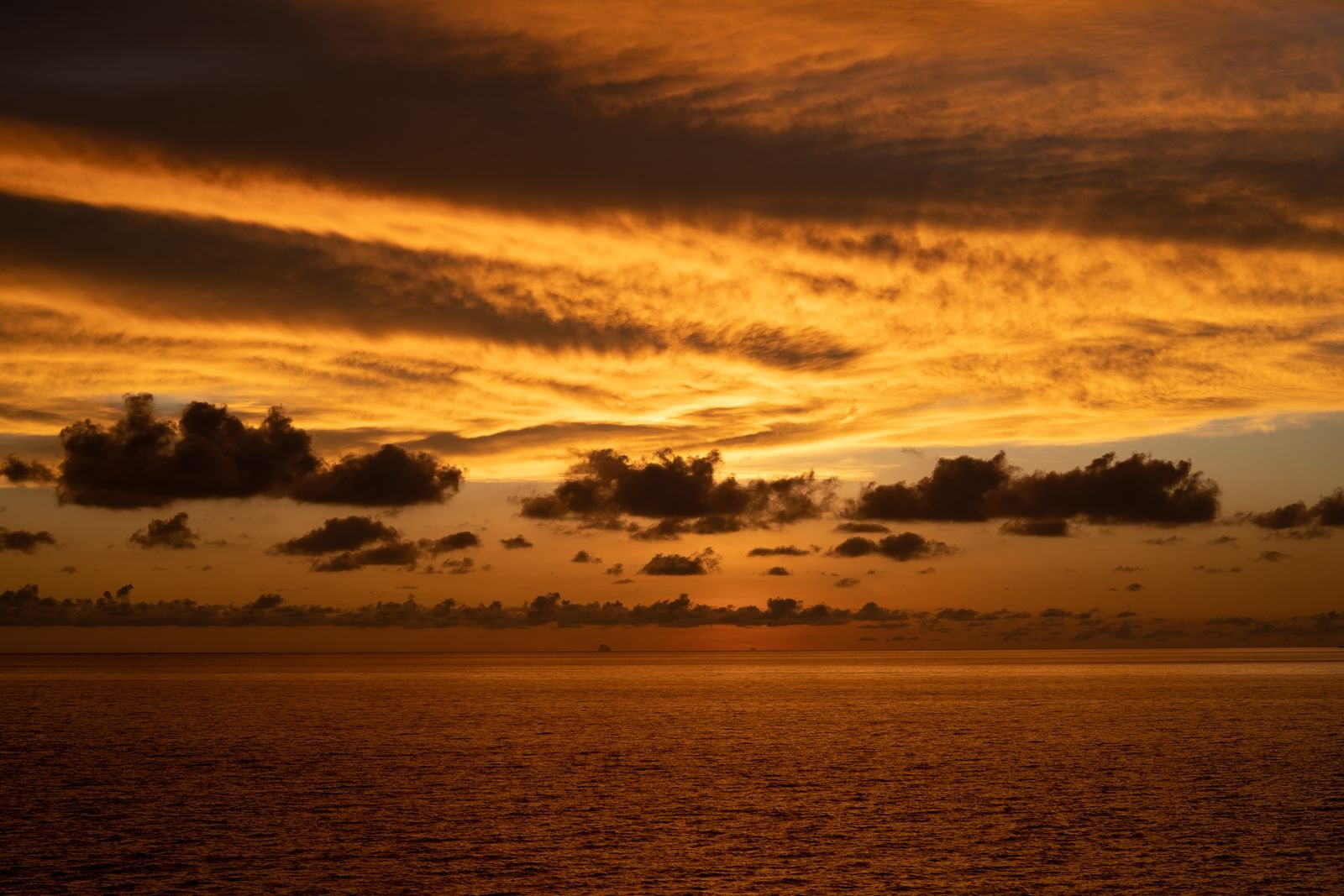 Golden-hour sea view in Kota Kinabalu, Sabah